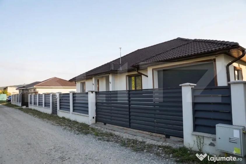 Casă cu 4 camere cu Teren 600 Mp în Unirea