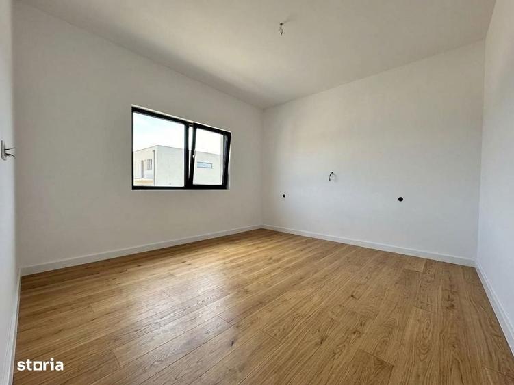 Casă cu 3 camere cu Teren 360 Mp în Central
