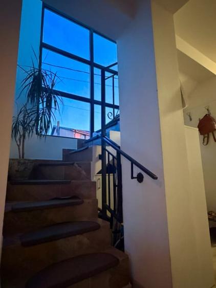 Casă cu 4 camere cu Teren 290 Mp în Lăpuș