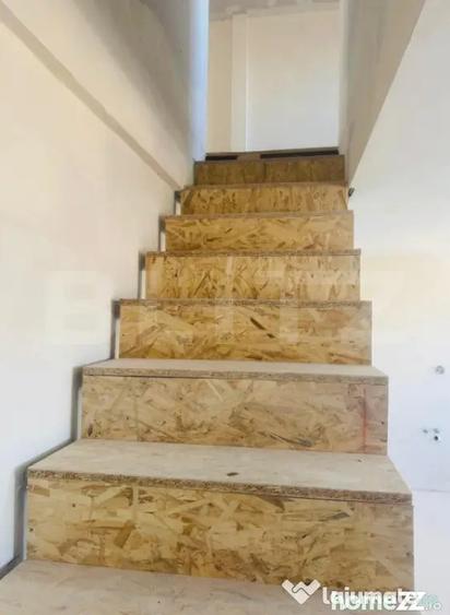 Apartament cu 3 camere decomandat în Sângeorgiu de Mureș