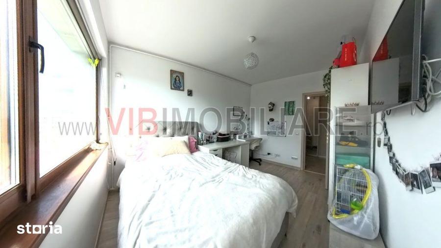 Apartament cu 3 camere decomandat, mobilat în Pajura
