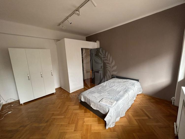 Spațiu comercial, de 105 mp, în Central