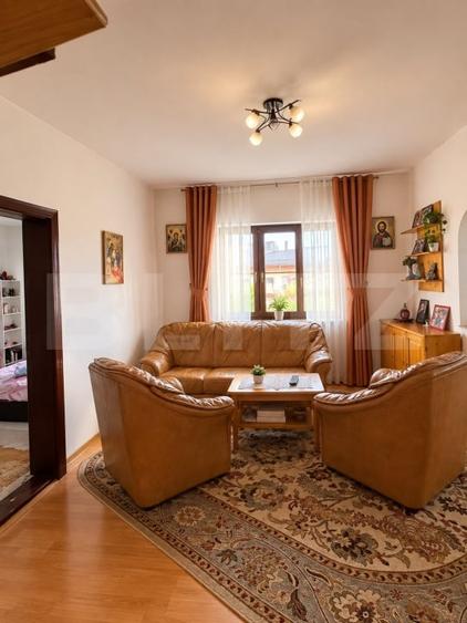 Apartament cu 3 camere decomandat, mobilat în Vest