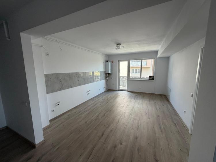 Apartament 2 camere, 55 mp, zona Teilor - 1