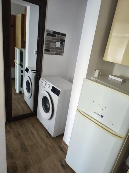 Garsonieră decomandată în Vărsătura