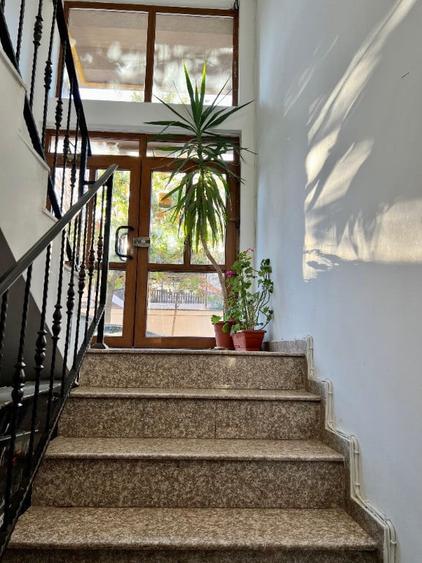 Apartament cu 2 camere semidecomandat în Bucureștii Noi