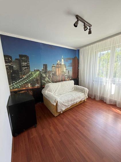 Apartament cu 3 camere semidecomandat în Nicolae Grigorescu