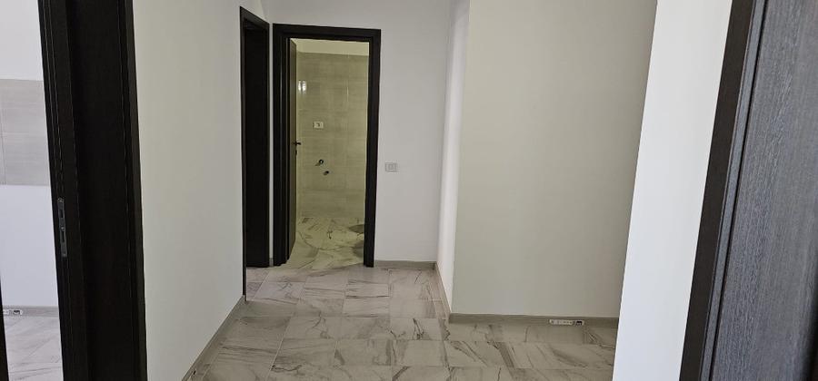 Apartament cu 3 camere decomandat în Sânpetru