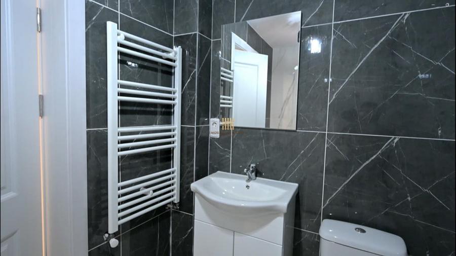 Apartament cu 3 camere semidecomandat în Ițcani