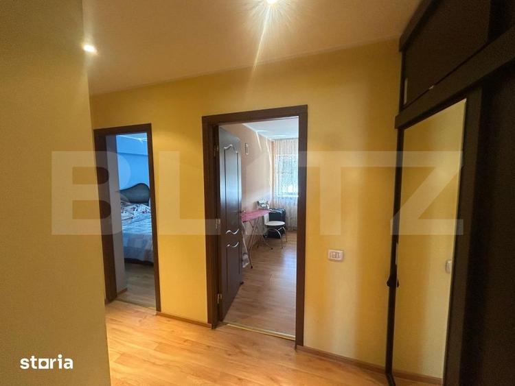 Apartament cu 3 camere decomandat în Micro 11