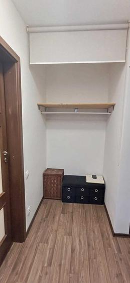 Apartament cu 2 camere semidecomandat în Carrefour
