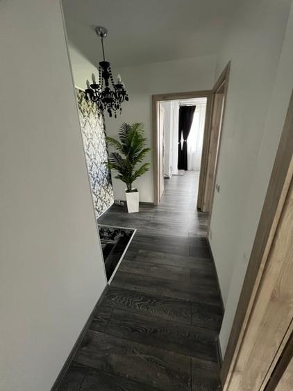 Duplex cu 4 camere cu Canalizare în Florești