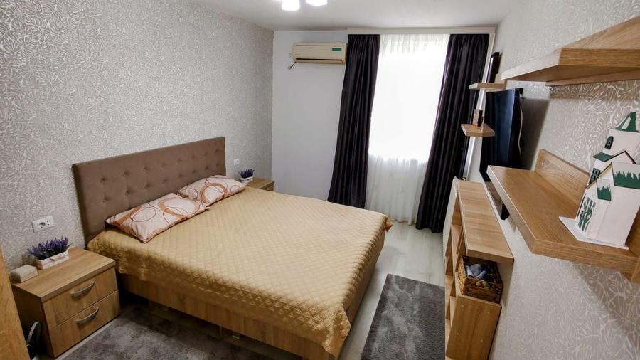 Apartament cu 2 camere decomandat în Olimp