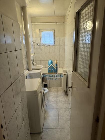 Apartament cu 2 camere nedecomandat în 7 Noiembrie