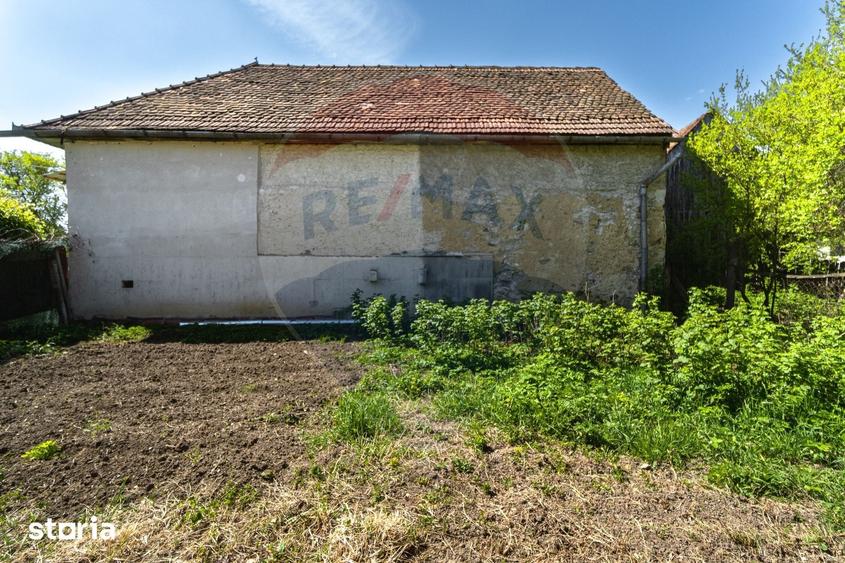 Casă cu 3 camere cu Teren 609 Mp în Părău