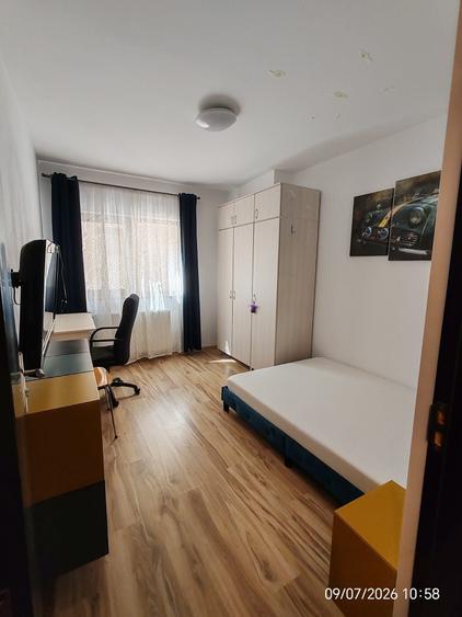 Apartament cu 3 camere decomandat în 1 Decembrie 1918