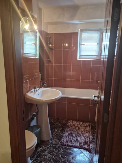 Apartament cu 2 camere semidecomandat în Milcov