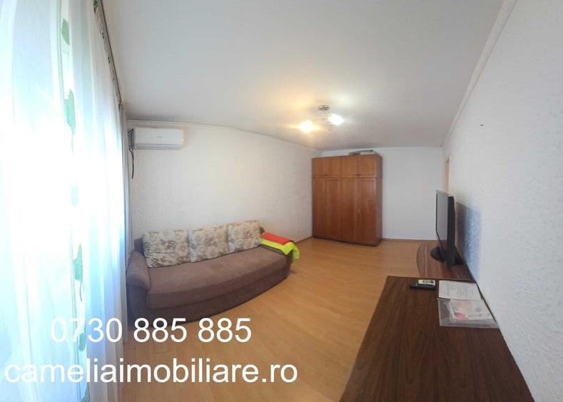 Garsonieră decomandată în Gorjului