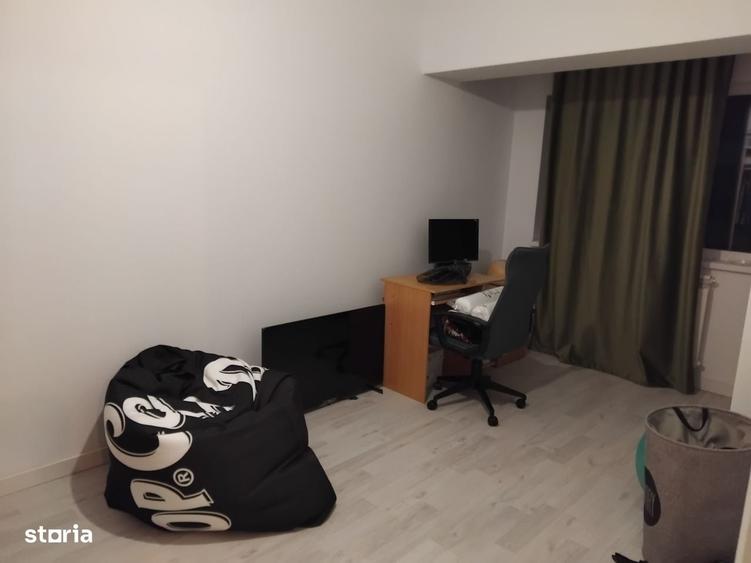 Apartament cu 3 camere în Tătărași