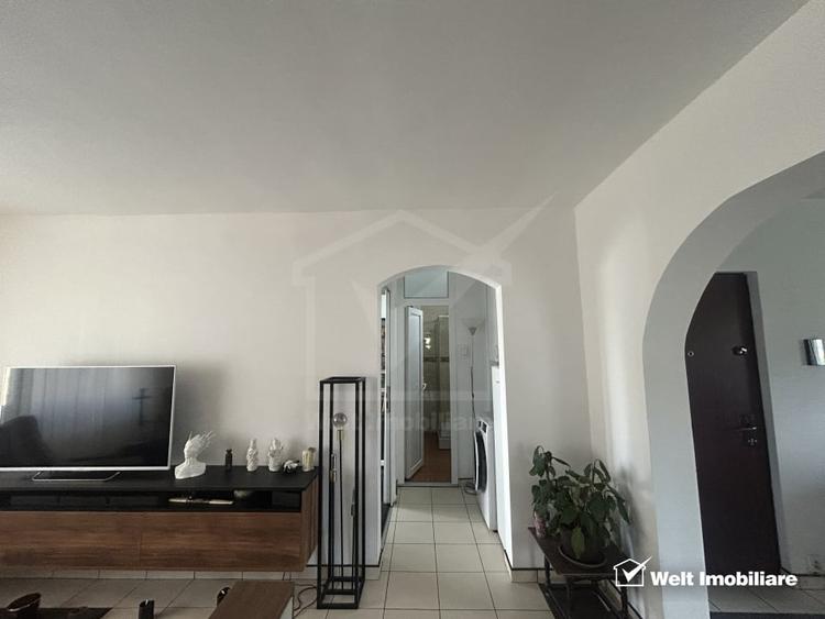 Apartament cu 4 camere decomandat, mobilat în Plopilor