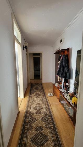 Apartament cu 2 camere decomandat în Exterior Vest