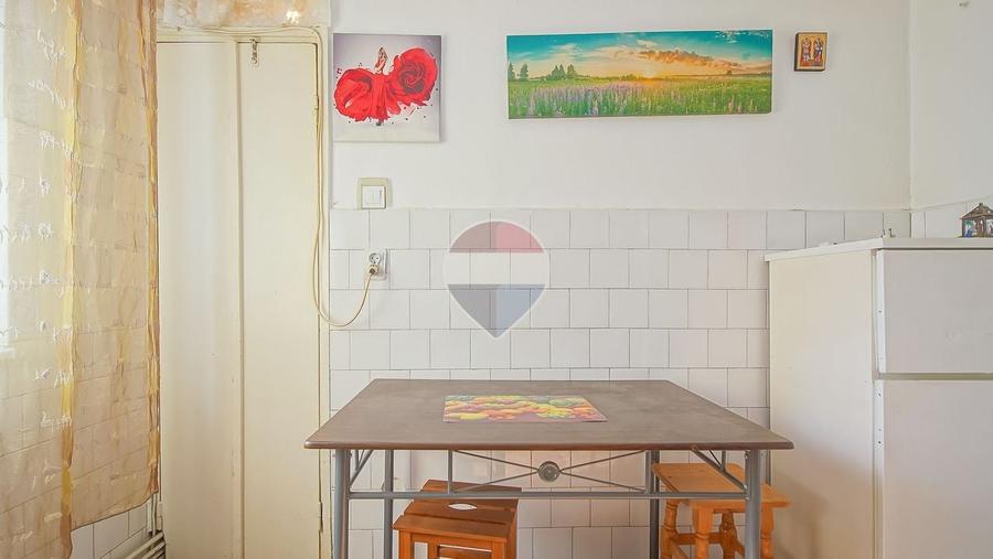 Apartament cu 2 camere decomandat în Gemenii