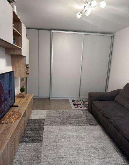 Apartament cu 2 camere decomandat, mobilat în Brâncoveanu