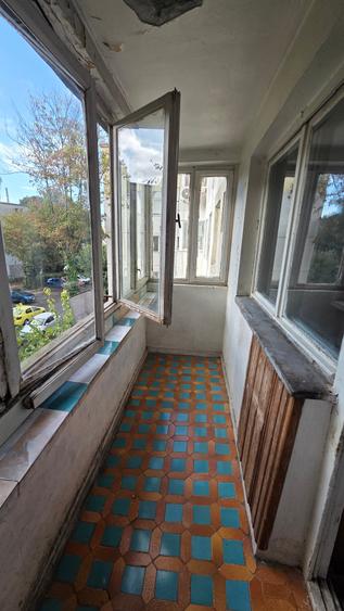 Apartament cu 2 camere nedecomandat în Inel II