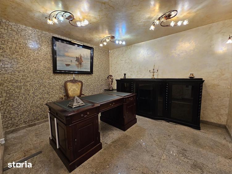 Spațiu comercial, de 100 mp, în Central