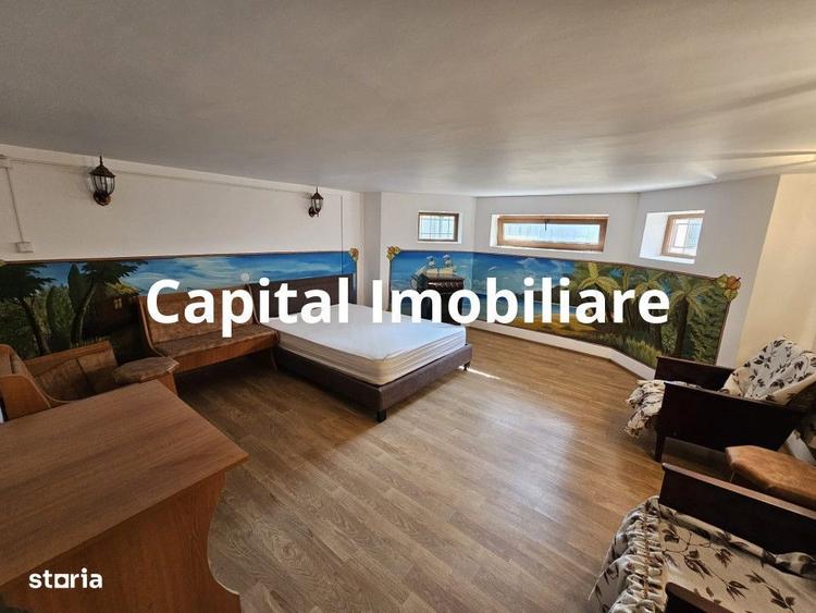 Casă cu 4 camere în Roman