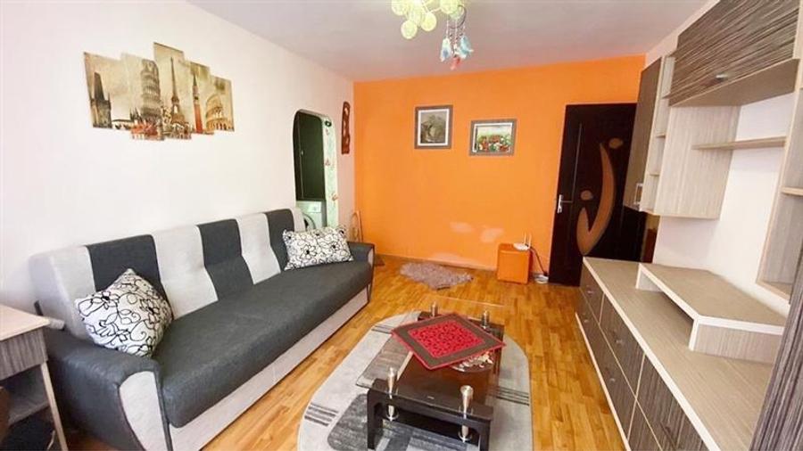 Apartament cu 2 camere semidecomandat, mobilat în Astra