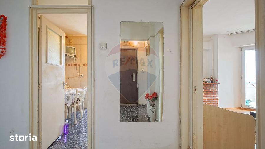 Apartament cu 3 camere decomandat, mobilat în Astra