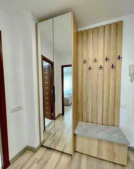 Apartament cu 2 camere decomandat, mobilat în Tomis III