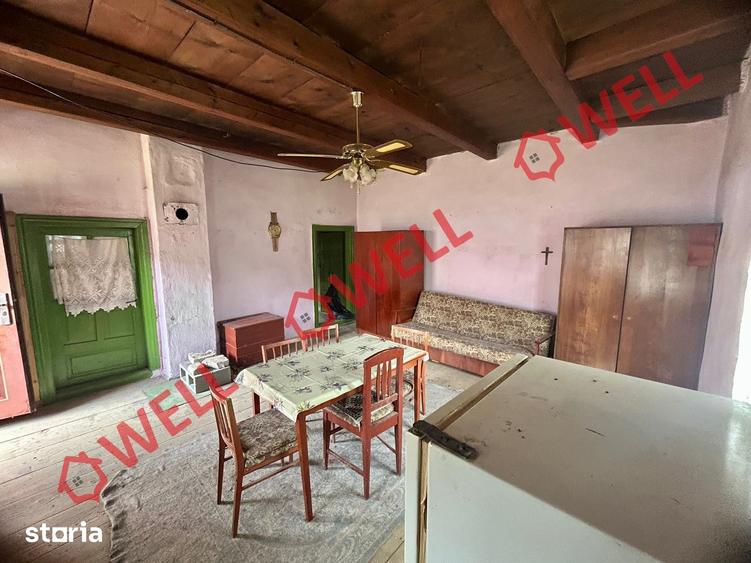 Casă cu 2 camere cu Teren 1185 Mp în Sânzieni