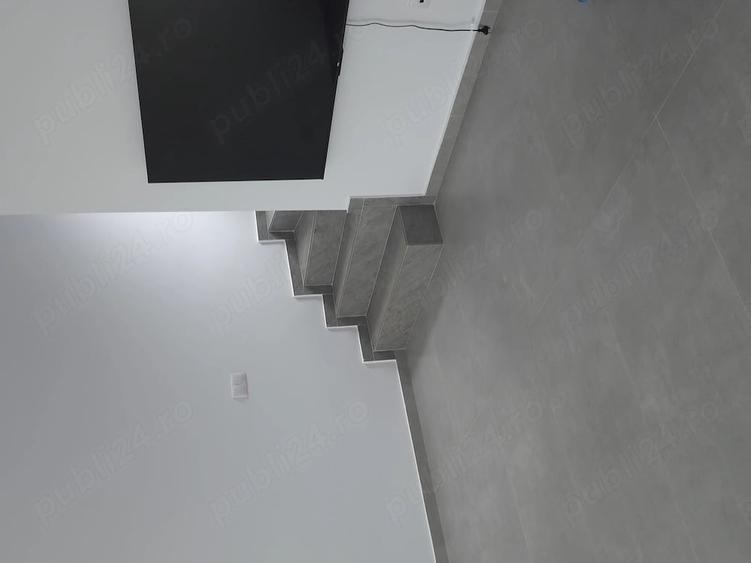 Casă cu 5 camere cu Teren 70 Mp în Central