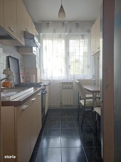 Apartament cu 3 camere în Dristor