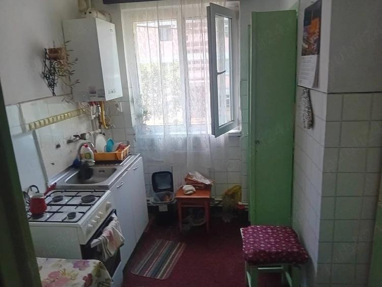 Apartament cu 2 camere decomandat în Ultracentral