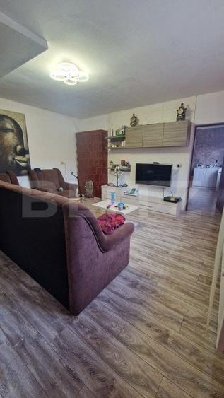 Casă individuală cu 5 camere cu Canalizare în Satulung