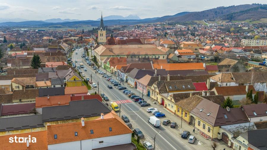 Apartament cu 7 camere în Ultracentral