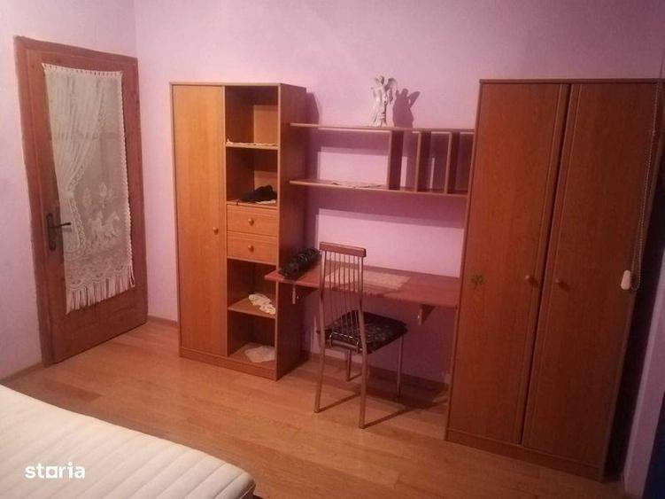 Apartament cu 2 camere decomandat în Badea Cârțan