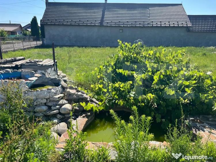 Casă cu 7 camere cu Teren 1083 Mp în Reghin