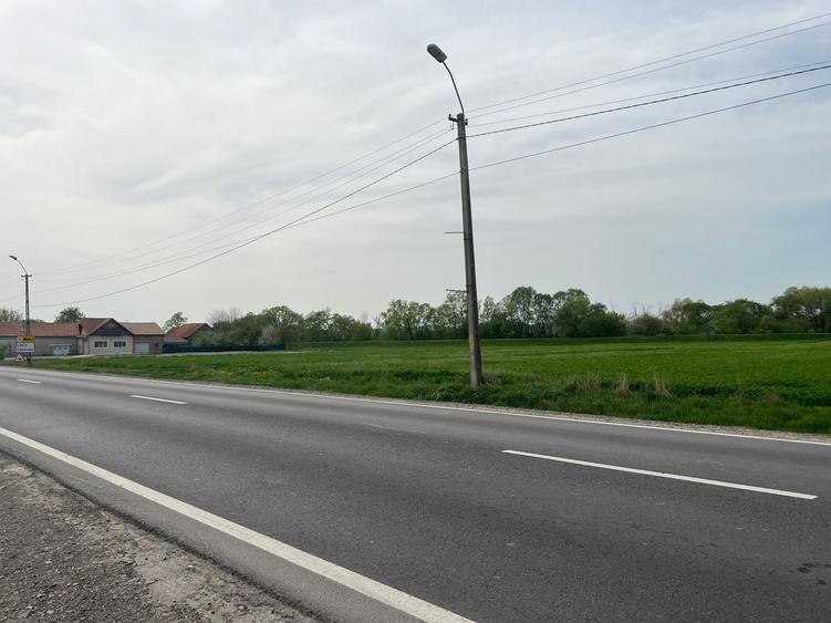 Teren Construcții intravilan de 2400 mp, în Lunca Calnicului