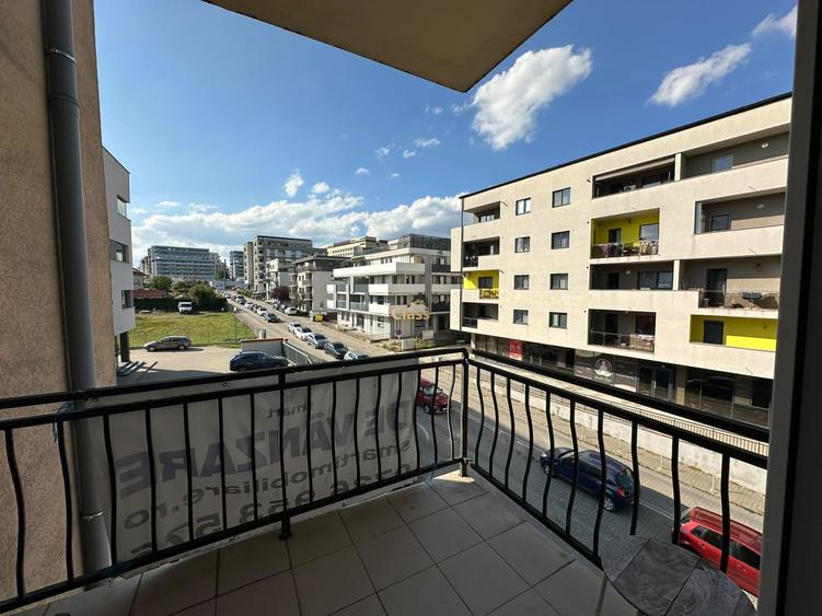 Apartament cu 2 camere semidecomandat, mobilat în Zorilor