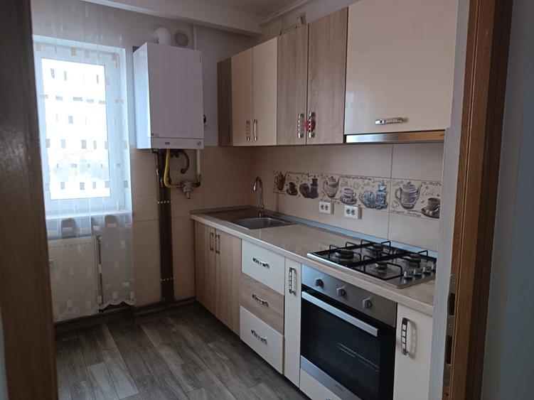 Apartament cu 2 camere semidecomandat în Gojdu