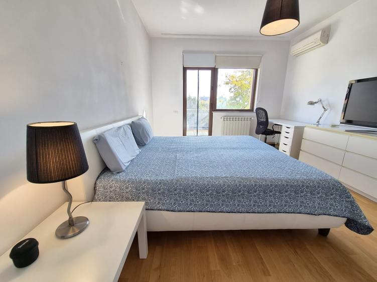 Apartament cu 3 camere decomandat în Voluntari
