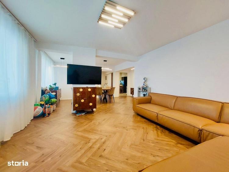 Casă cu 4 camere cu Teren 631 Mp în Fundeni