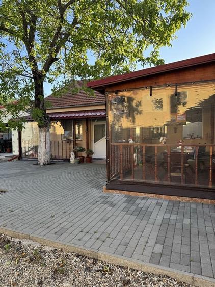 Casă cu 4 camere în Sânleani