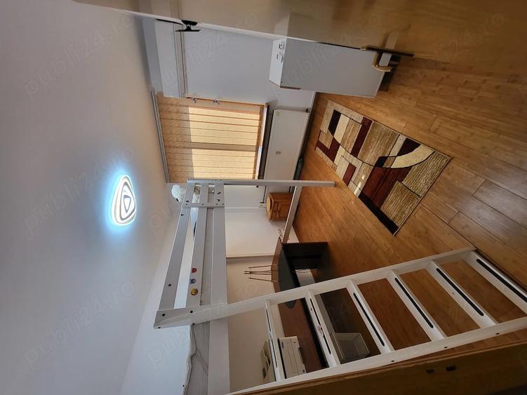 Apartament cu 3 camere semidecomandat în Ghencea