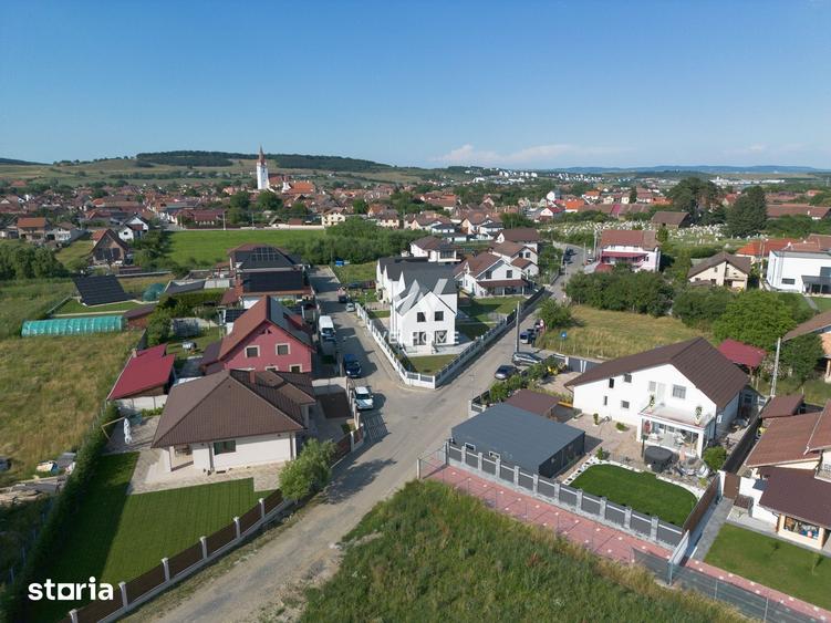 Casa individuala moderna LA CHEIE, 4 camere, Cristian - Sibiu - 1
