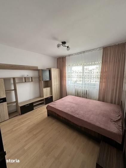 Apartament cu 3 camere decomandat în Mărăști